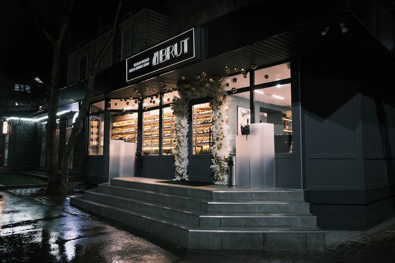 Отзывы. Портреты и репортажные съемки с душой: ваш уникальный момент в объективе Руфата, профессионального фотографа Алматы