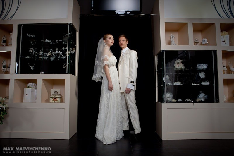 Для крупнейшего свадебного салона г. Ростова «ФЬЯНСЕ». Max Matvich and Victoria Basova are professionals in their field