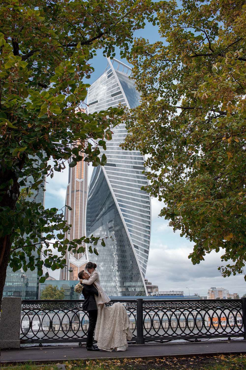 Фотосъемка Crowne Plaza Москва. Фото видео съёмка в Белой Калитве дуэт Герман и Инна