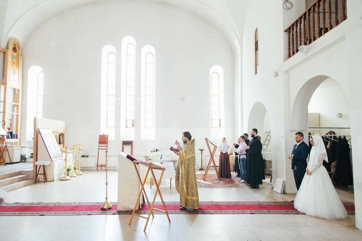 Венчание в Санкт Петербурге. Фотограф крещение венчание в Петербурге! Помогает подобрать храм и посоветовал душевного батюшку в СПб