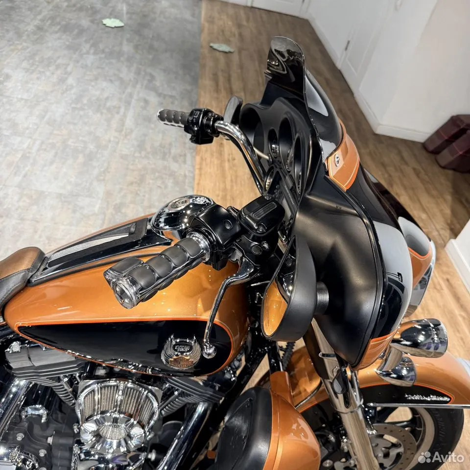 Купить Harley-Davidson 2008 HD Electra Glide Ultra (Anniversary Copper) (Touring) — подробнее на сайте. Hello Davidson, Москва. Только хорошие мотоциклы…