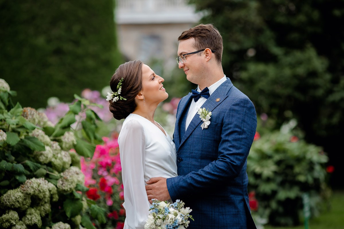 Жених и невеста. Екатерининский парк в Пушкине.