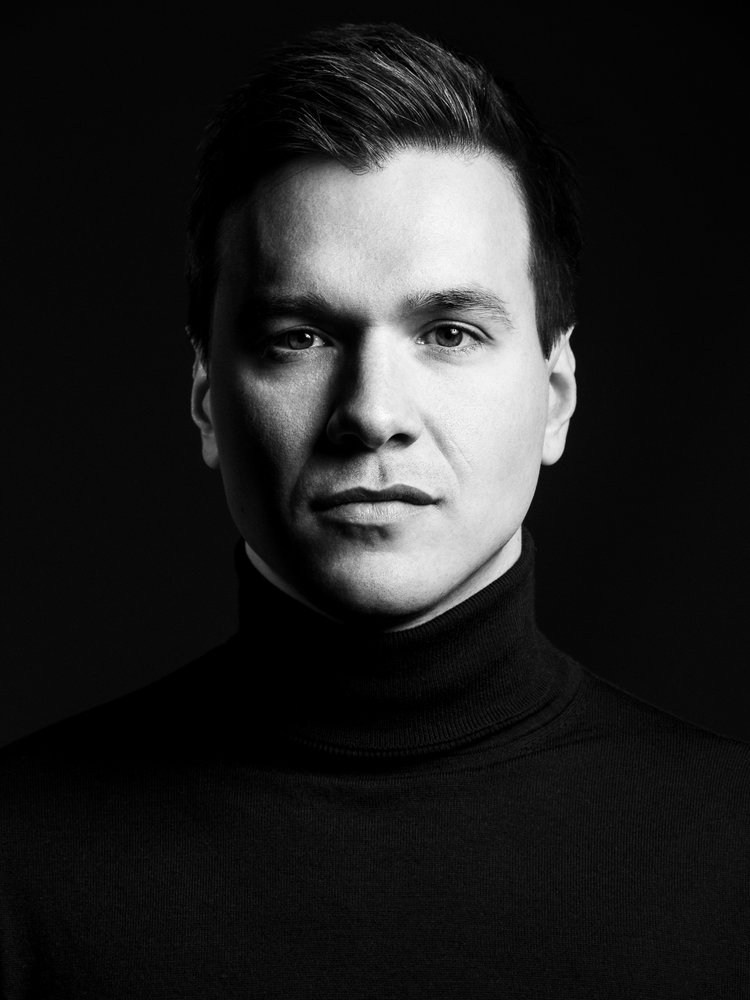 Рекламный фотограф в Москве, рекламная съемка и ретушь, студийная съемка для актерского портфолио, портретный фотограф Москва 