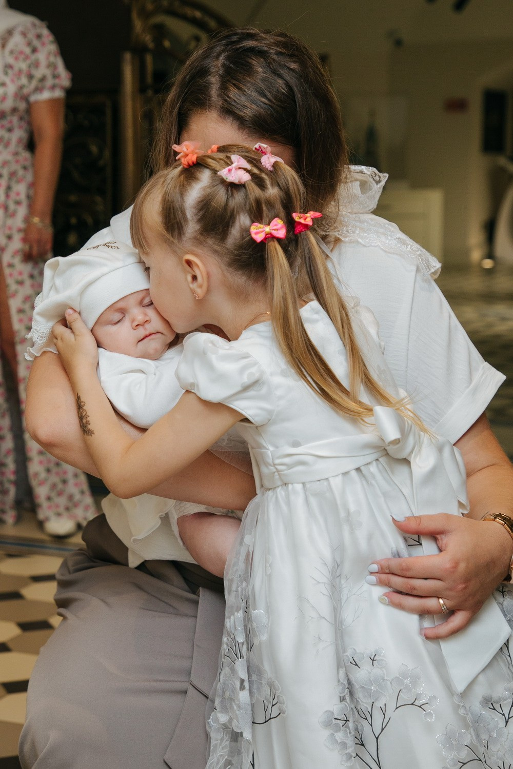 Крещение детей в Санкт-Петербурге, лучшие церкви, грошики, всех скорбящих, где лучше крестить в спб, сколько стоит крещение в питере, храмы для крещения, невский район где крестить, фотограф на крещение лучший
