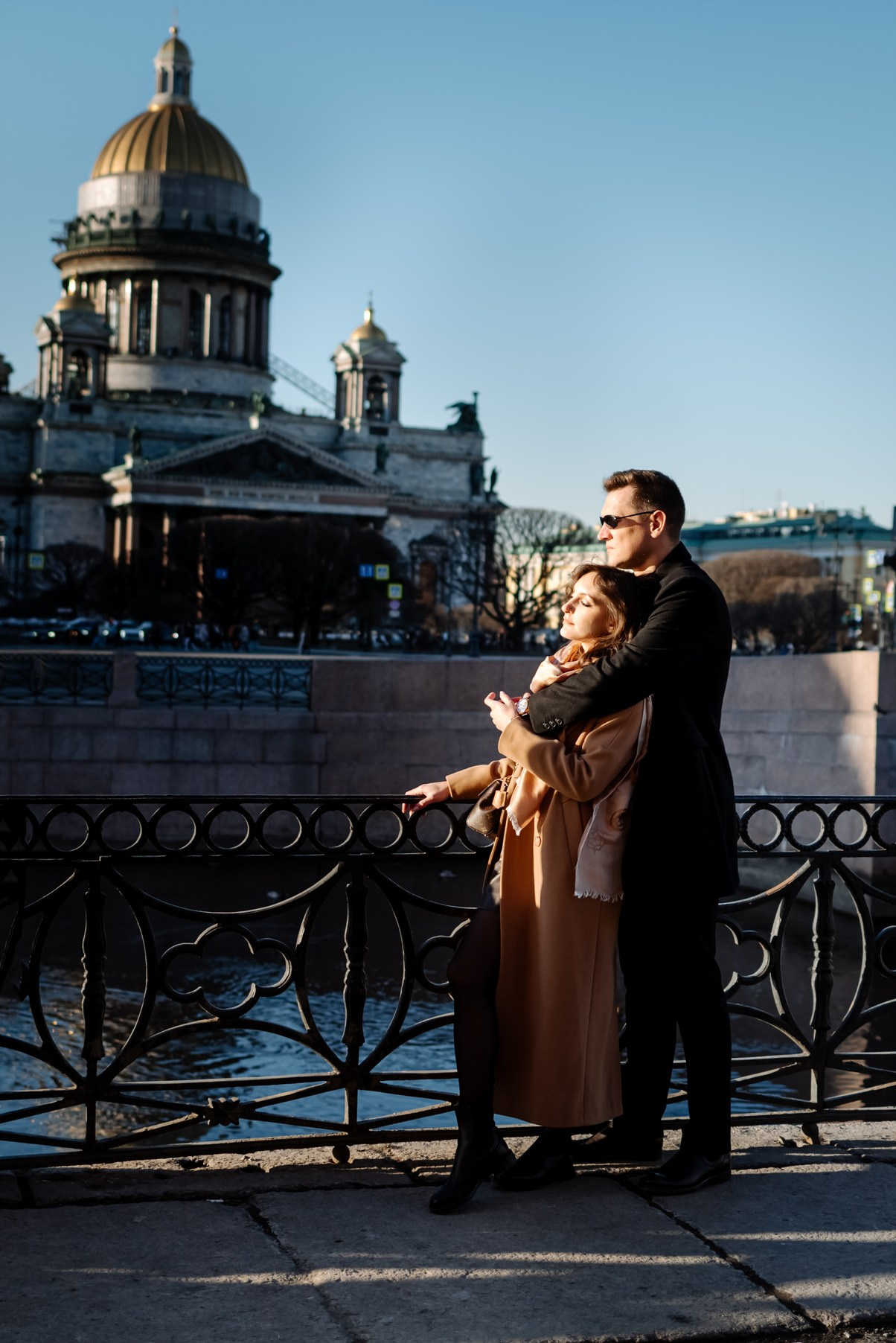 Лавстори. Исаакиевский собор. Свадебный и сеейный фотограф в Санкт-Петербурге Елена Худякова