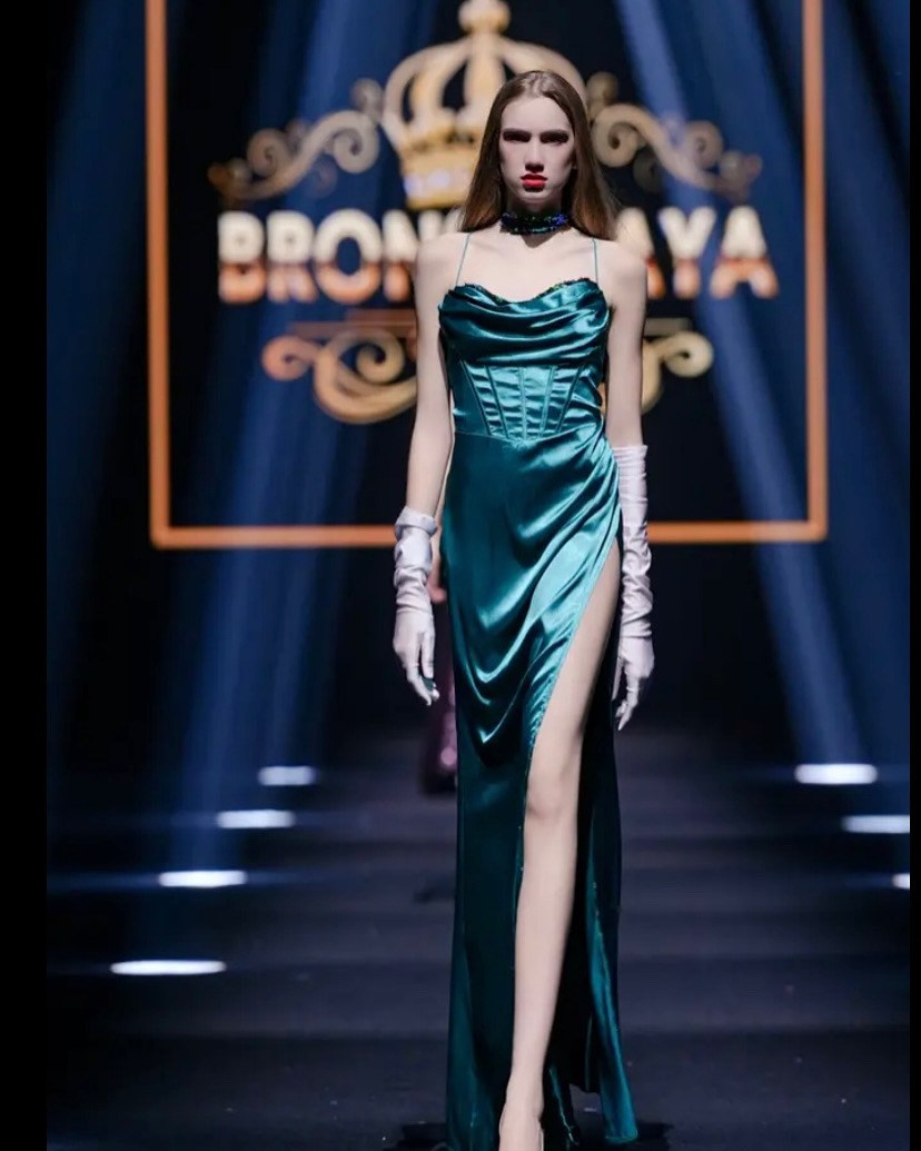 Недели Мод. BRONSCKAYA