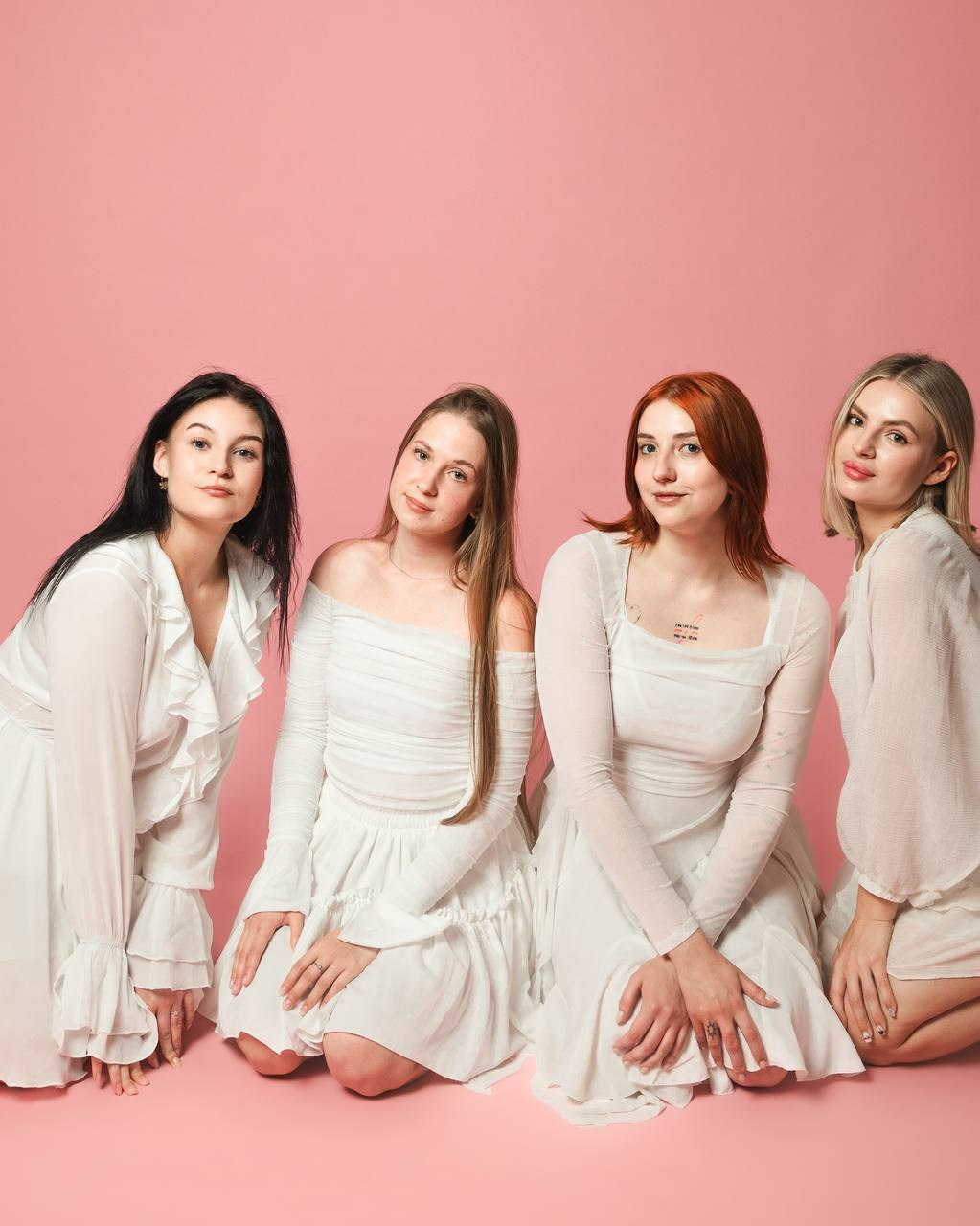 Студия без фотографа Моменты| Автопортретная фотостудия в Самаре