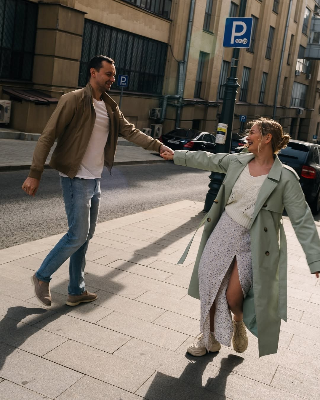 Lovestory прогулка. Женский и лавстори фотограф в Москве Елена Аксютко