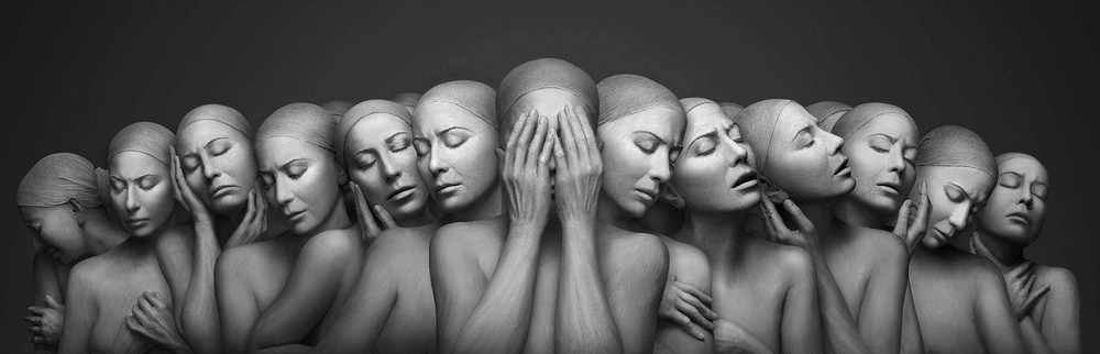 фотомонтажи Форуг Явари с женскими портретами и иранской архитектурой