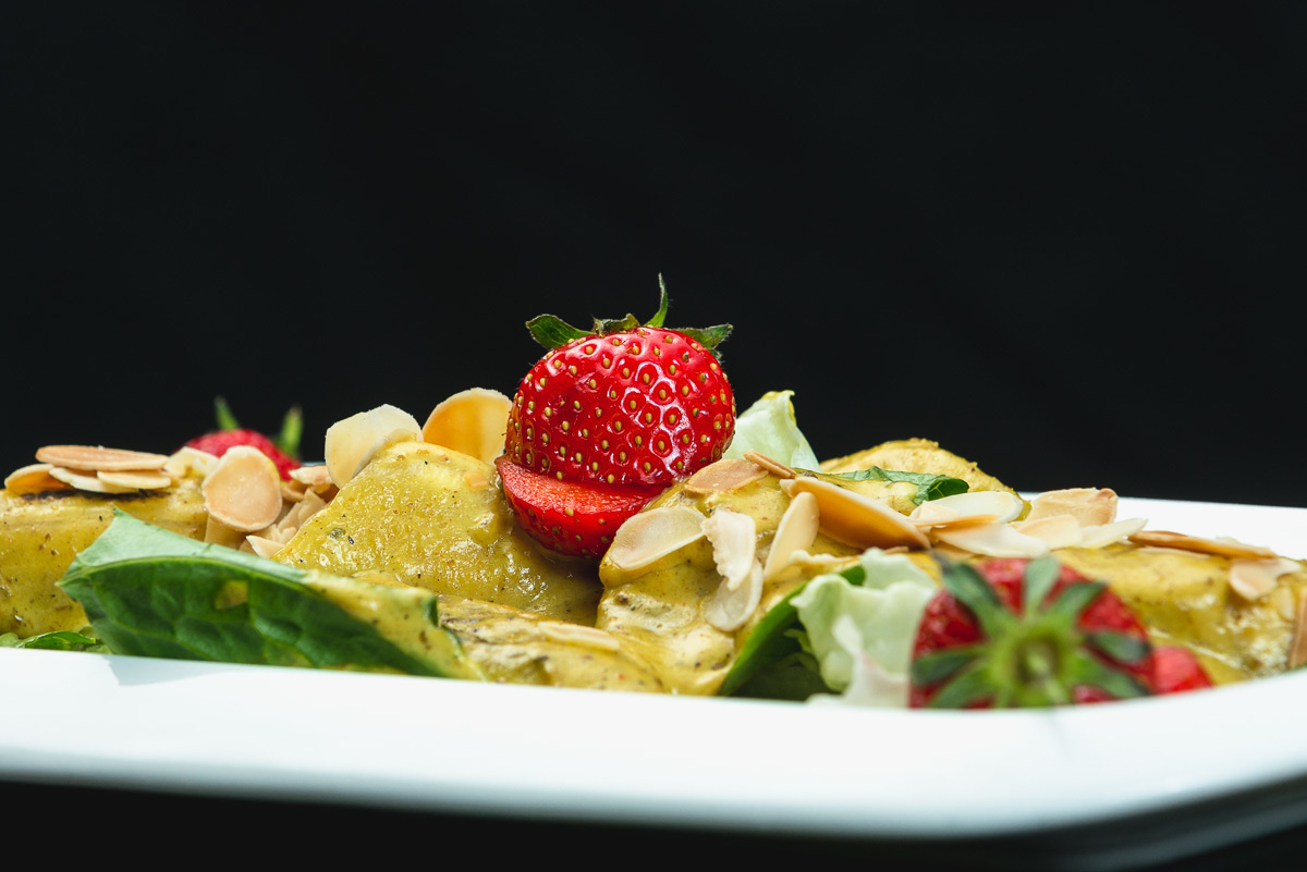 Фотосессия блюд и десертов вегетарианского кафе "ПРАСАД". Фотограф интерьеров Фотосъемка рекламы в Ялте и по Крыму