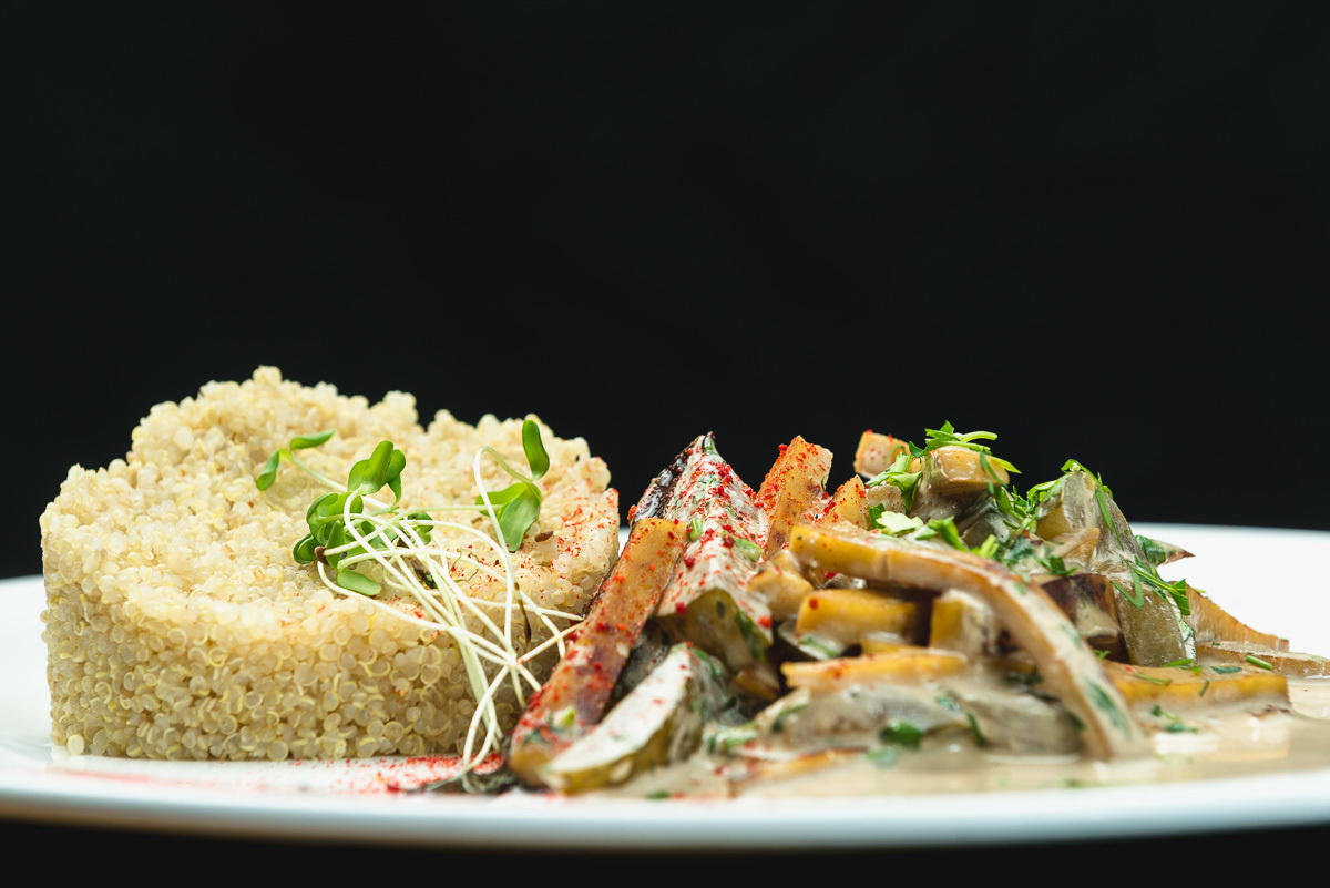 Фотосессия блюд и десертов вегетарианского кафе "ПРАСАД". Фотограф интерьеров Фотосъемка рекламы в Ялте и по Крыму