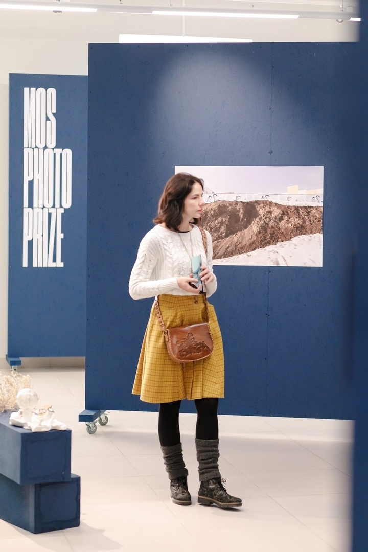 Curatorial and jury work for the Makers of Siberia Photo Prize exhibition in Om…. Елена Аносова — художница и исследовательница, куратор и лектор