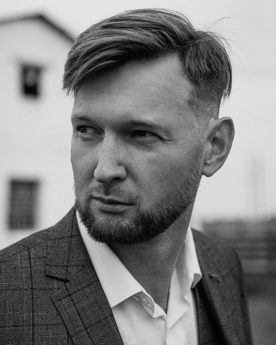 Острые козырьки. Анна Парсанова.ФОТОГРАФ