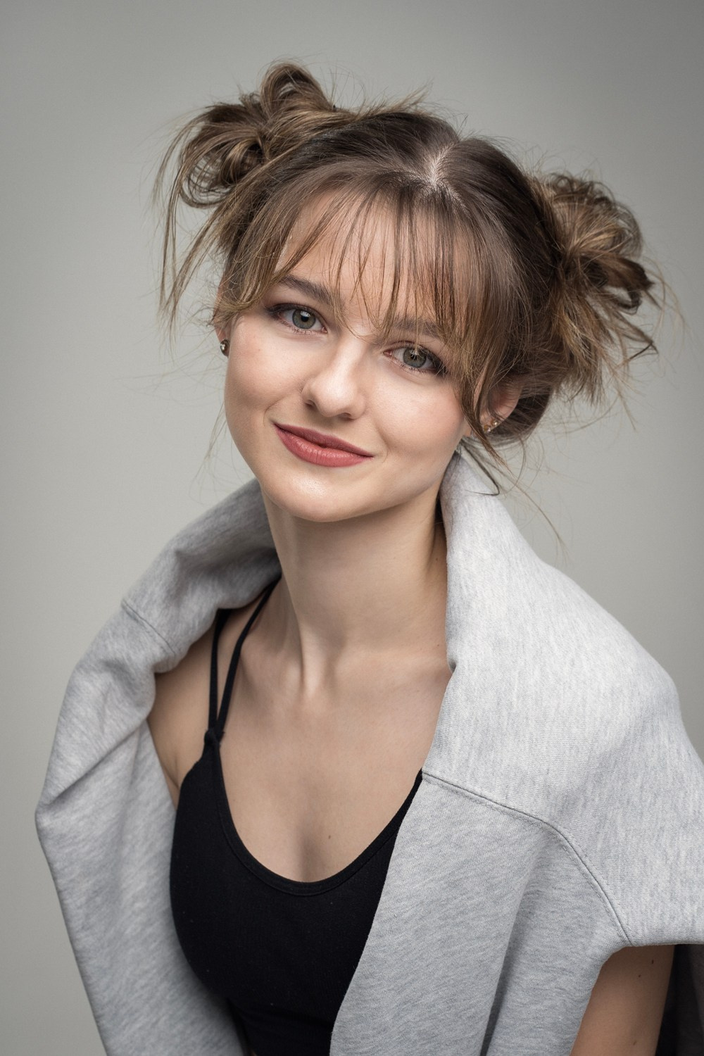 Женские портреты. Главная