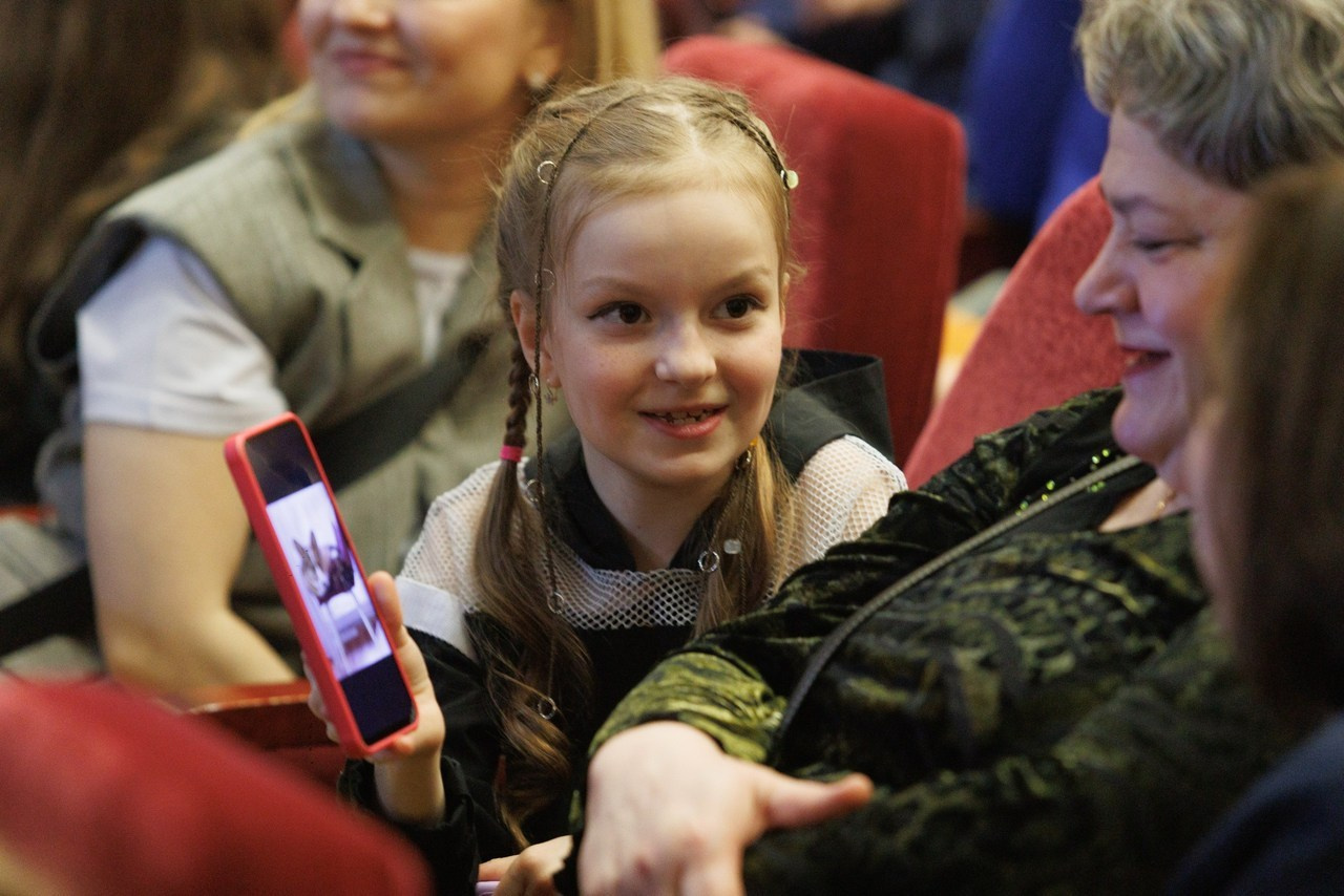 Отзывы. Фотограф в Перми Александр Рачев | Выпускные альбомы