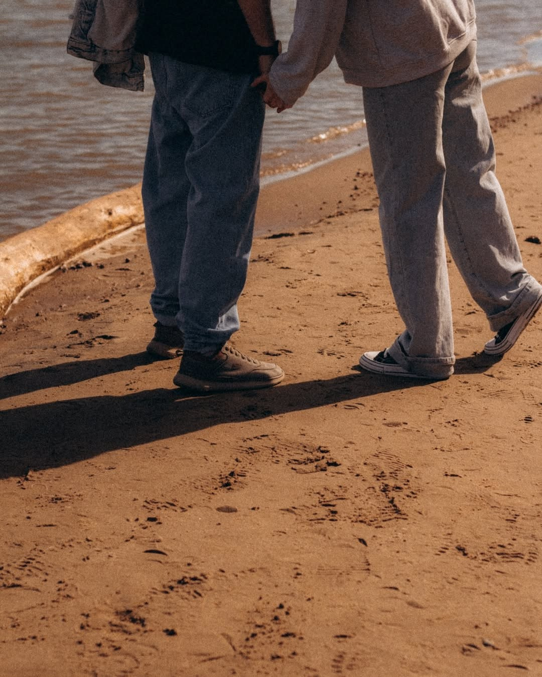 Прогулочная фотосессия Love Story в Новосибирске, атмосферные кадры