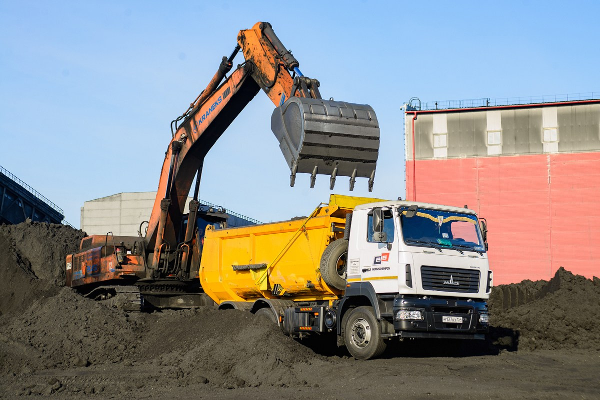 СИБАНТРАЦИТ угольный разрез. Фотограф Сергей Сергеев