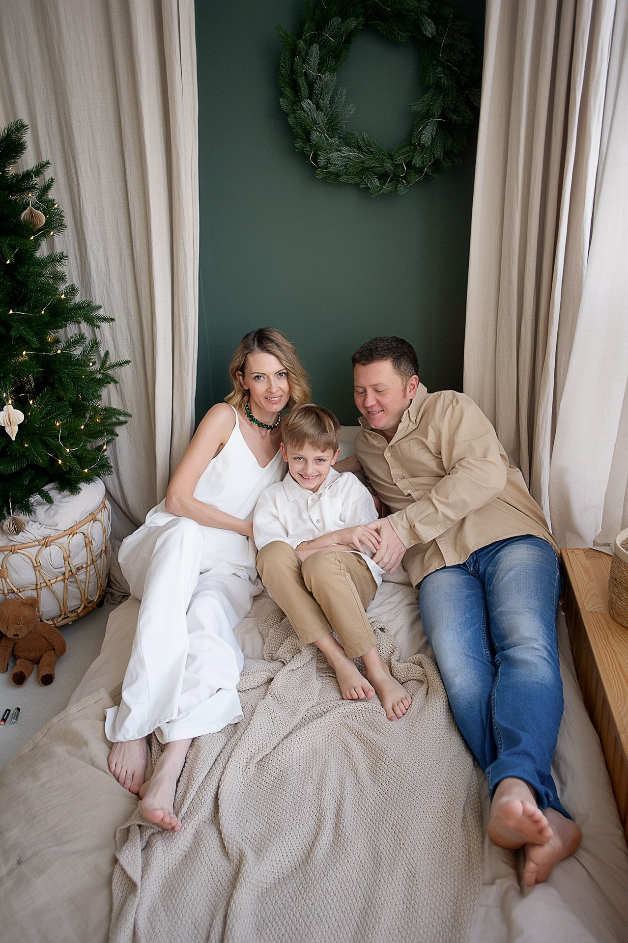 Андрей Маша и Артемий. Семейный и женский фотограф, контент фотосессия в Екатеринбурге