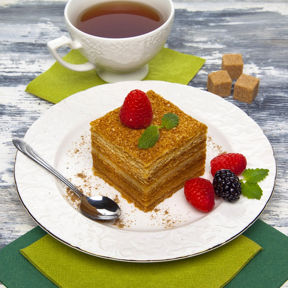 Рекламная съемка. Тортики. Фотограф Мария Кольцова