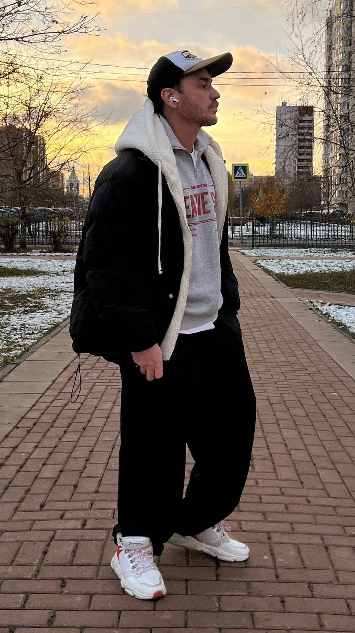 Тимур Ш. LUNAPRO Дом стильных, сборных и индивидуальных съемок для брендов