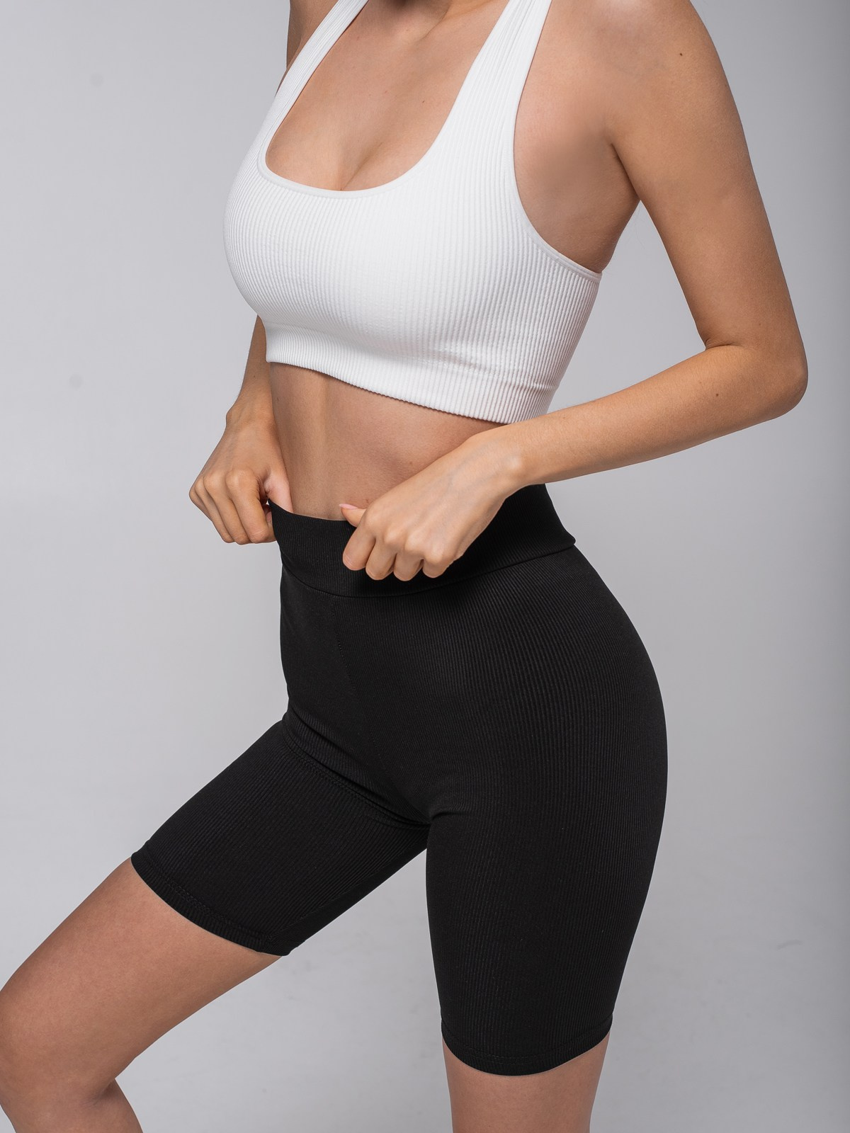 Спортивная одежда (фон). Контент фотограф в Москве Лихачева Ксения