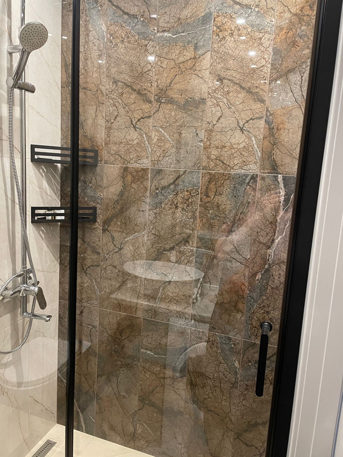 Нескучный серый интерьер. Батракова Наталья дизайнер интерьеров Санкт-Петербург Москва Архангель