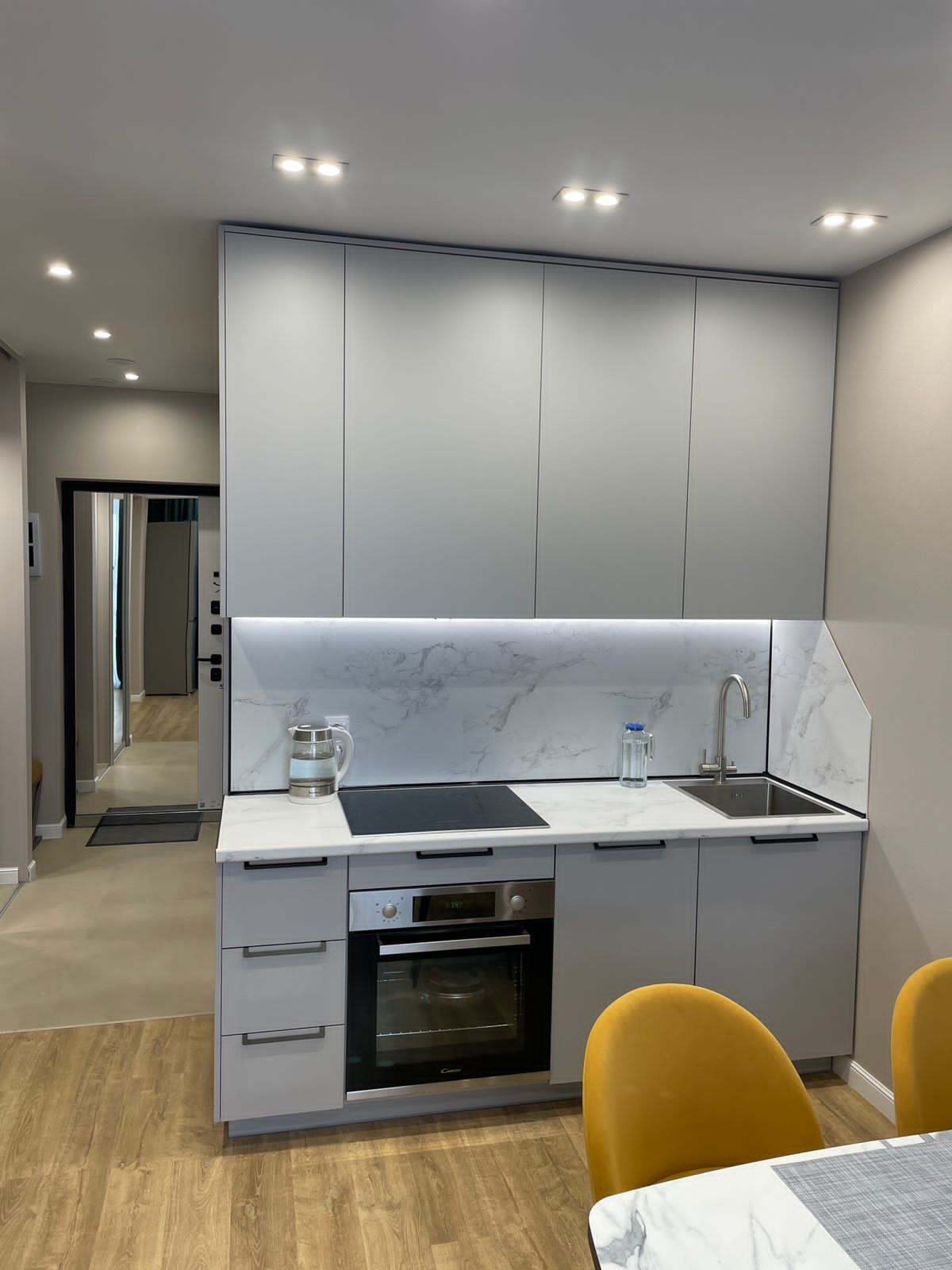 Нескучный серый интерьер. Батракова Наталья дизайнер интерьеров Санкт-Петербург Москва Архангель