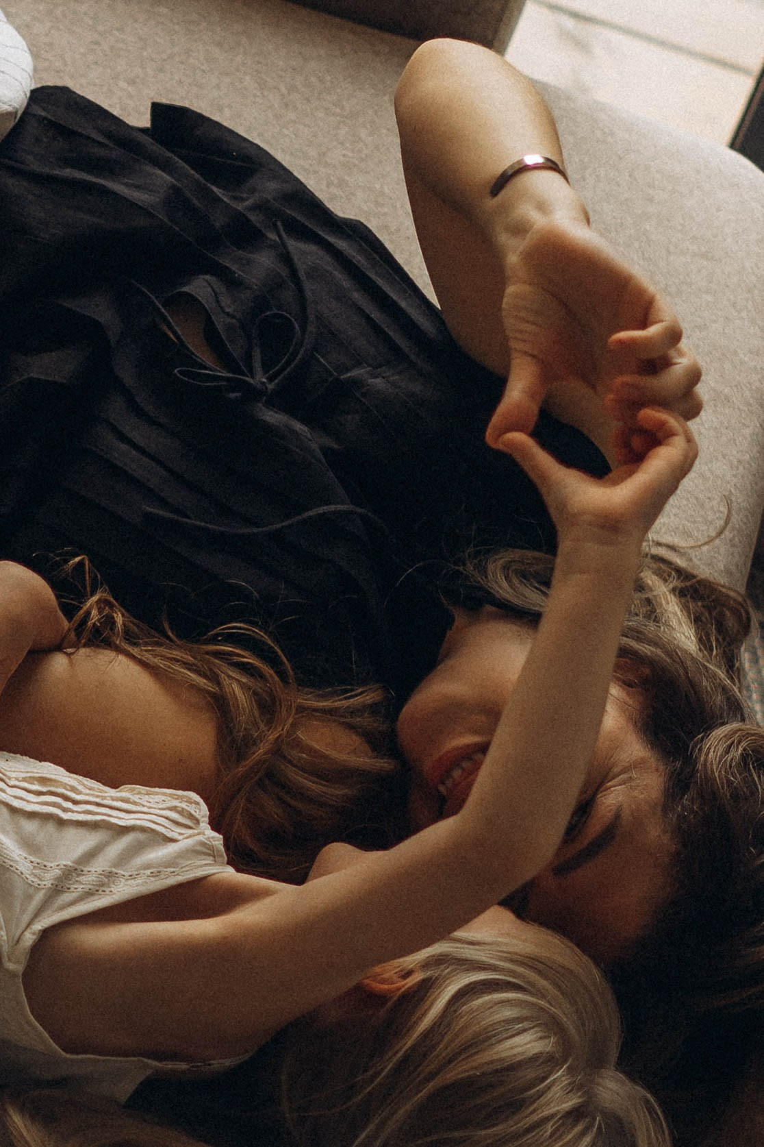 Фотосессия домашняя мама и дочка. Фотограф Екатеринбург Кокшарова Александра