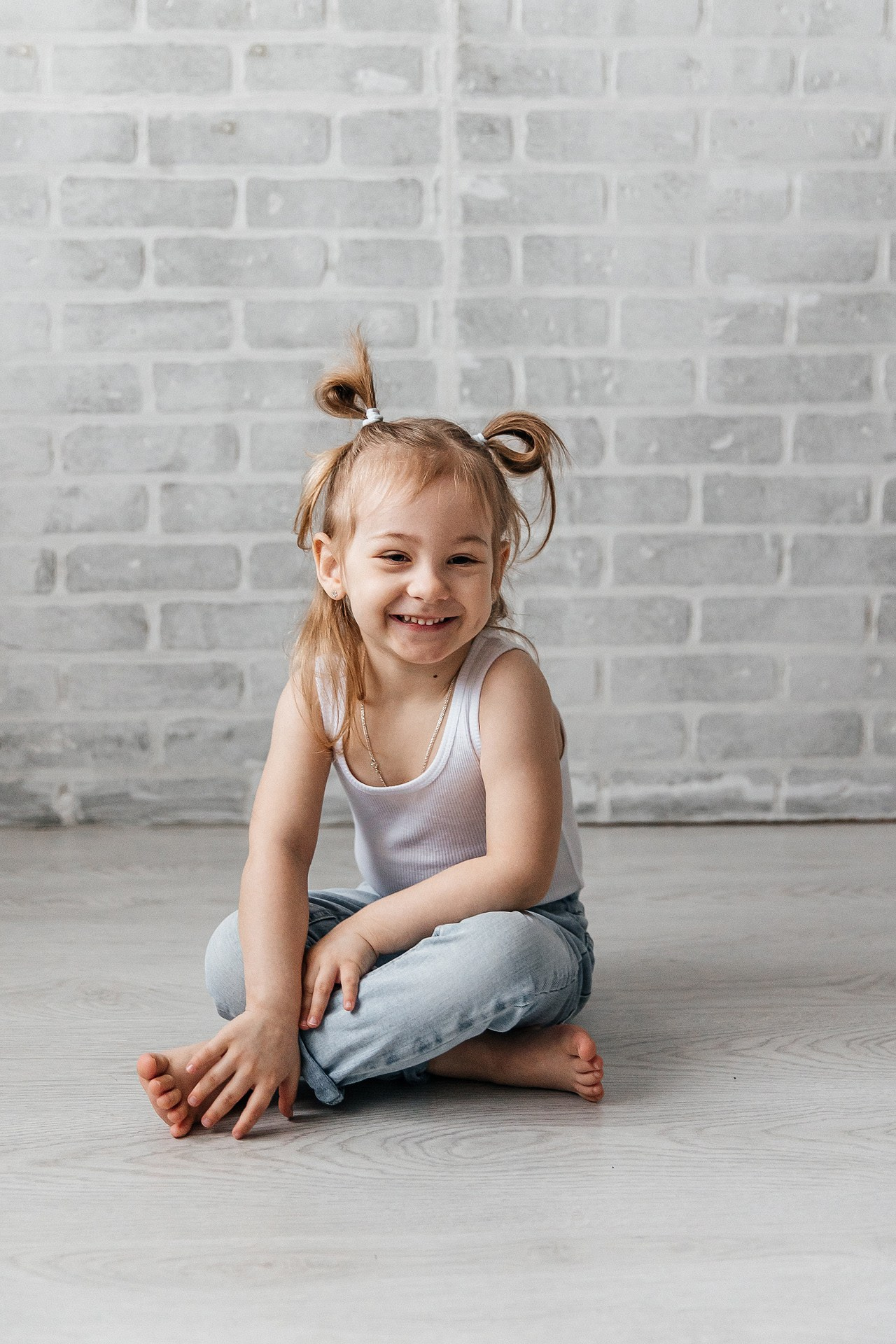 Минимализм / портреты + ЧБ. Детский фотограф, выпускные альбомы в Нижнем Новгороде Бодягина Мария