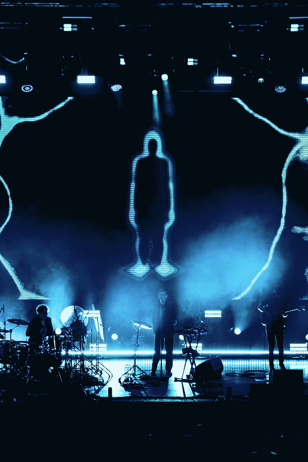 Дельфин. Концерт в Москве 24.10.25, Atmosphere