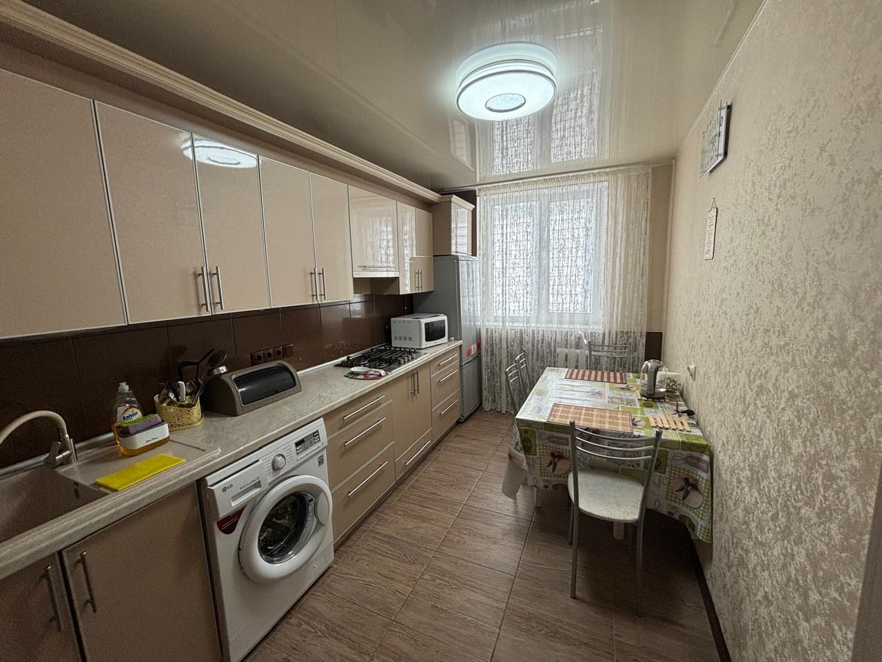 Ул. Демышева 111. Отдых в Евпатории без забот — аренда жилья, трансфер, размещение под ключ