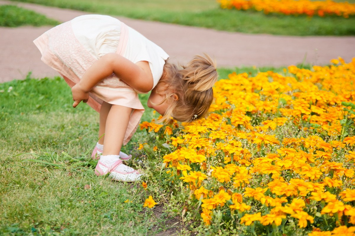 Семейная фотосессия в Петергофе. Фотограф крещение венчание в Петербурге! Помогает подобрать храм и посоветовал душевного батюшку в СПб