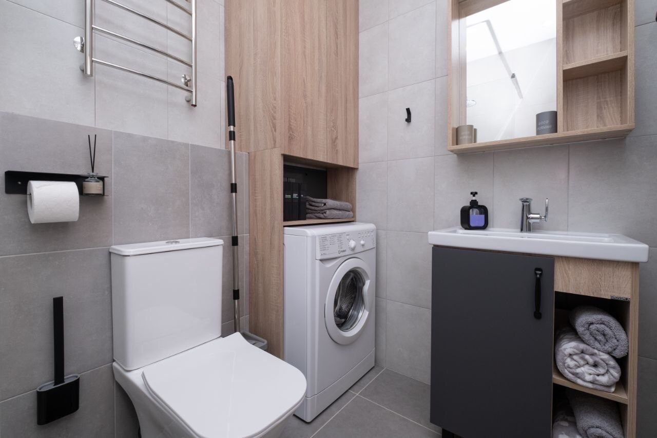 Ванная комната (ул. Сибгата Хакима д. 40). Ремонт санузла, туалета, ванной под ключ в Казани. Укладка плитки