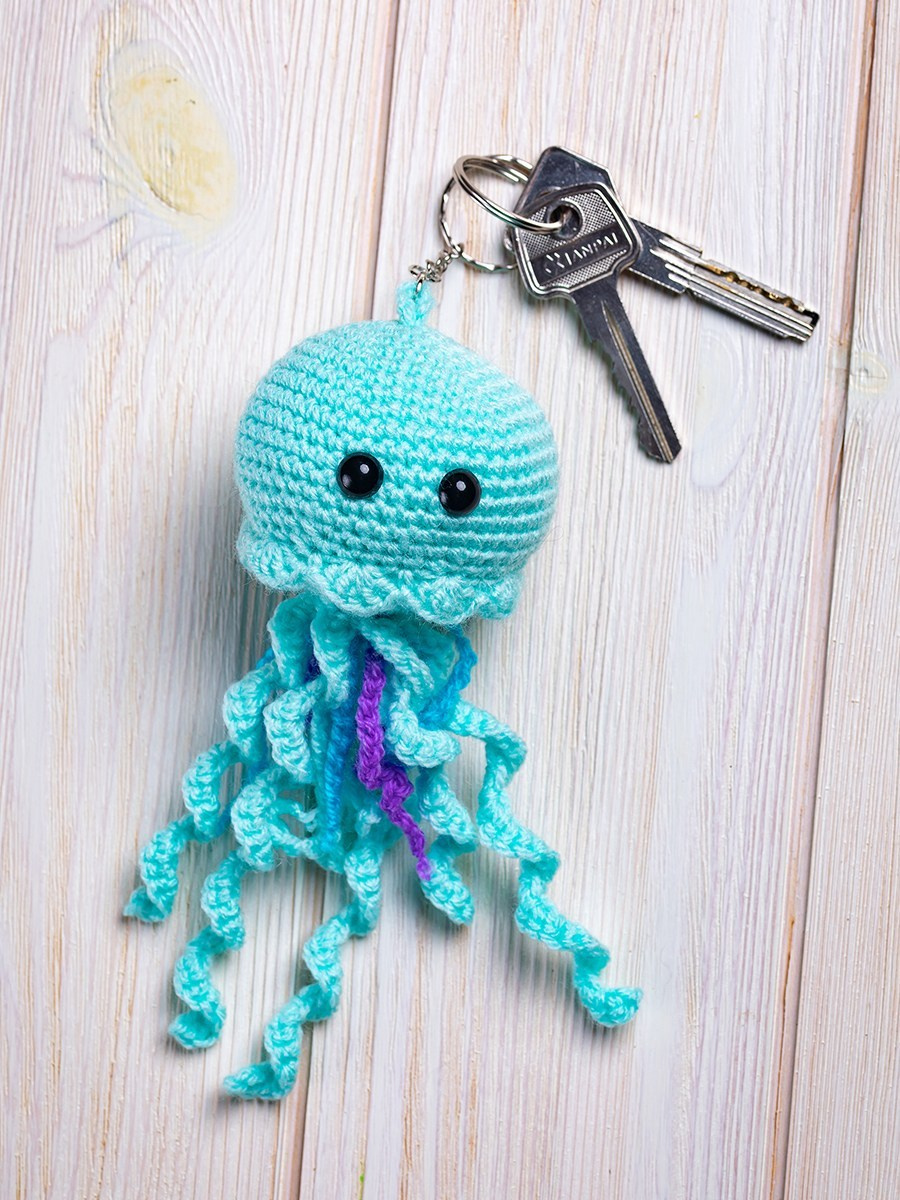 Профессиональная предметная фотосъемка брелков в Москве и Московской области. Фотостудия в Москве LUXARTPHOTO