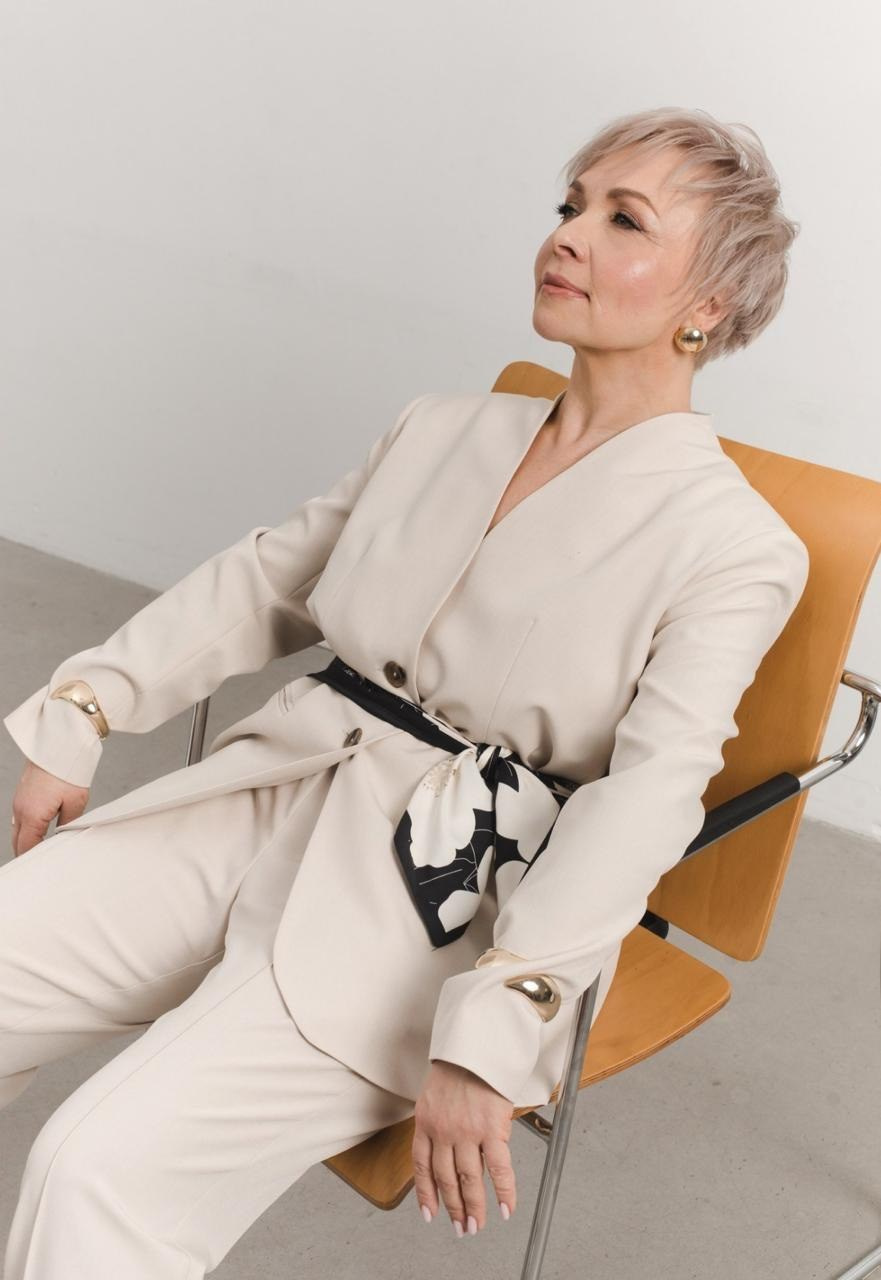 WHITE II. Фотомодель