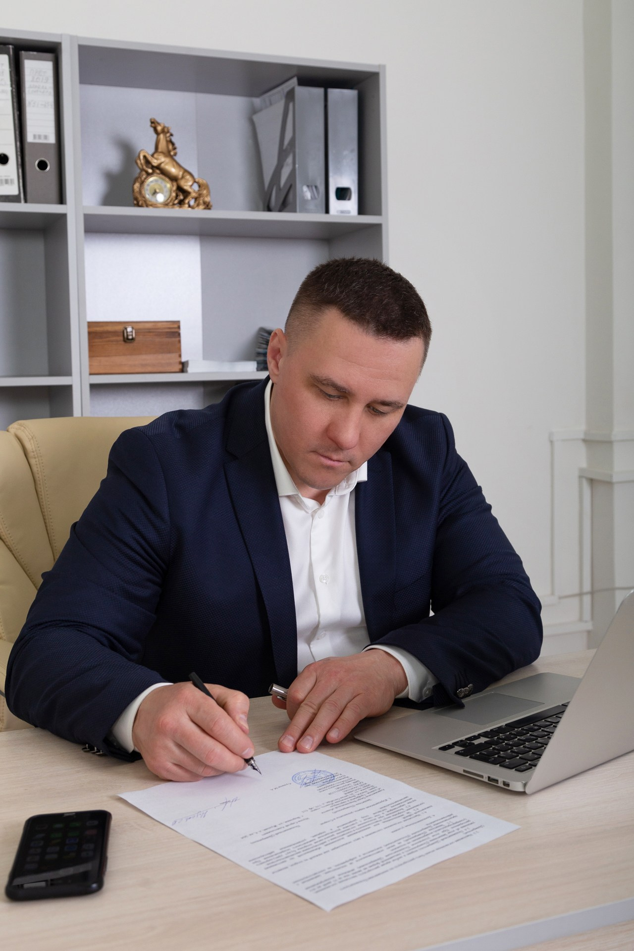 Бизнес портреты Воронеж, портреты сотрудников, портреты мастеров. Фотограф Анастасия Мухитдинова