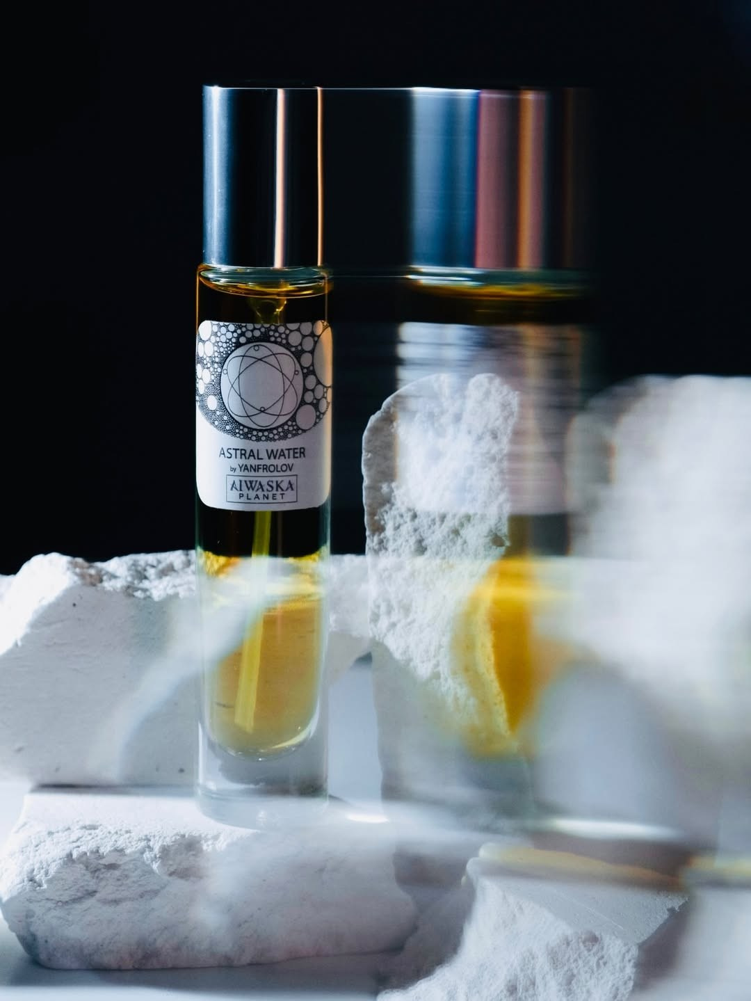 Molecule. Vladimir Ulianov