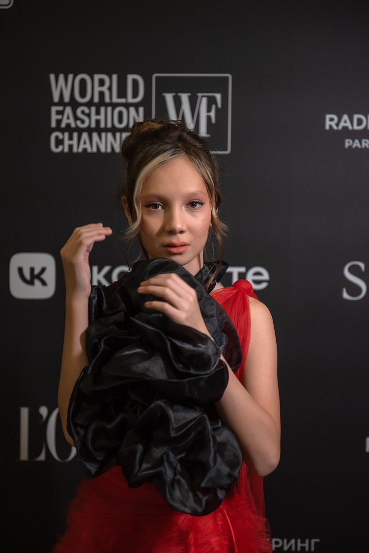 SochiFashionWeek2024 дизайнер Анохина Светлана. Семейный и коммерческий фотограф в Сочи Александр Бодунов
