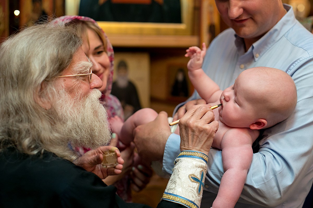 Крещение Храм всех Русских святых. п.Сосново. Фотограф на крещение в Санкт Петербурге