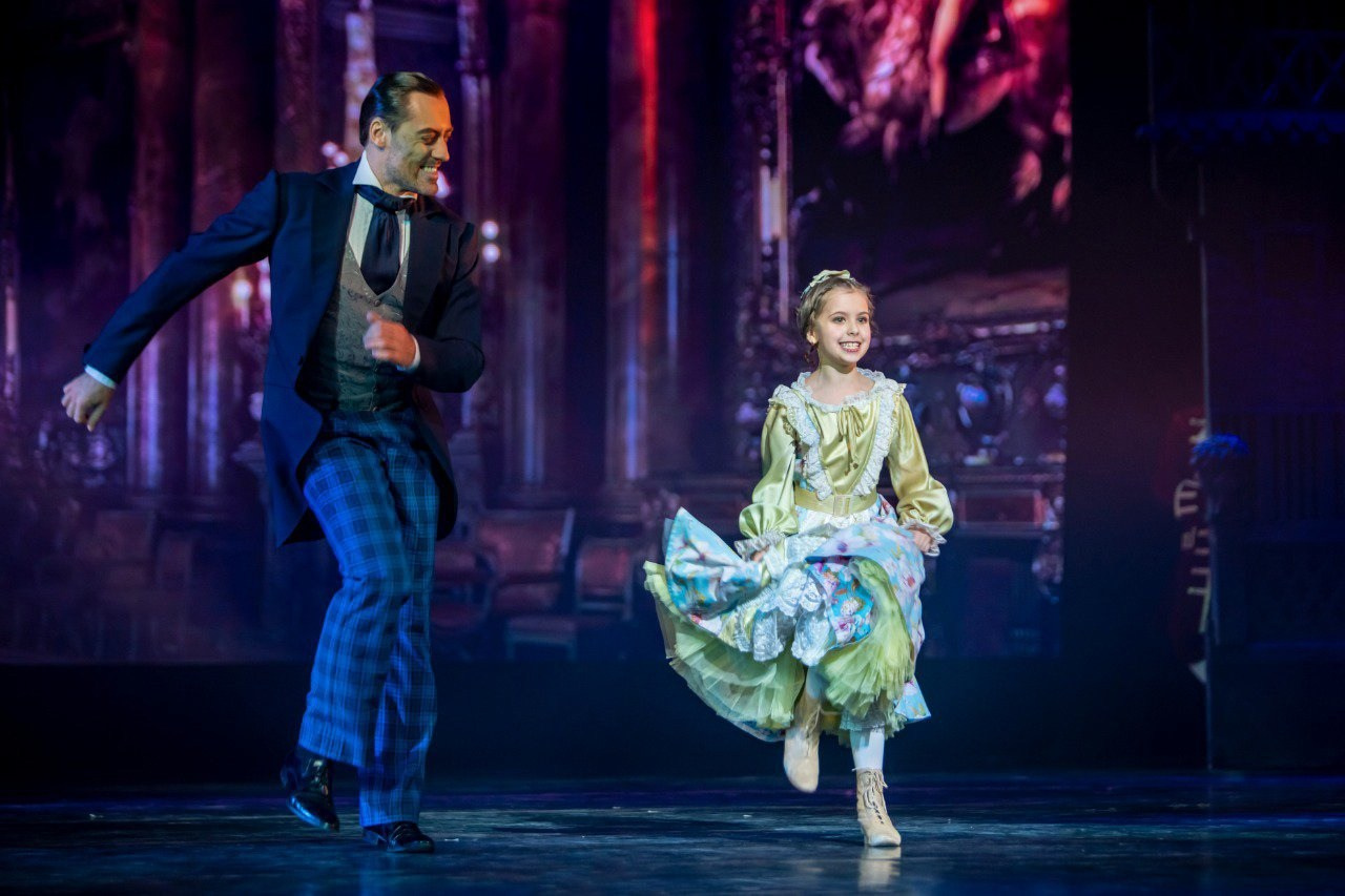 Спектакли и выступления. Варвара Карасёва