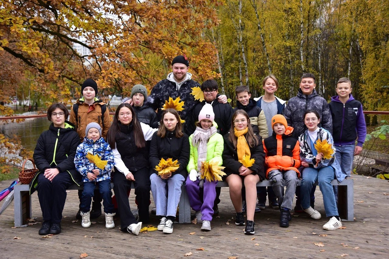 Школьная осень. Стильные выпускные альбомы, детские фотосессии, сюжетные фотографии
