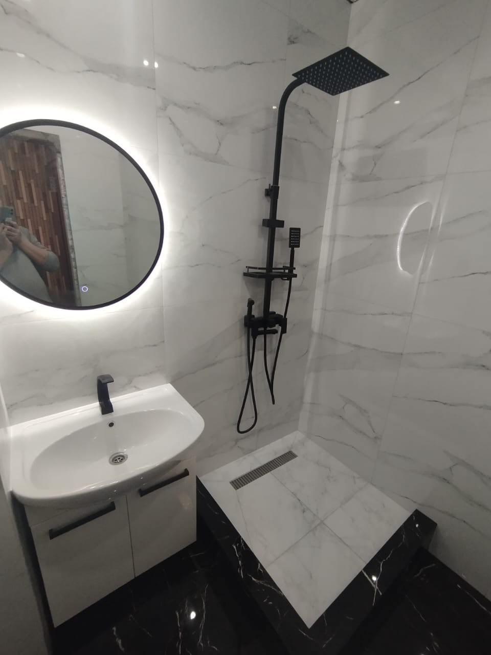 Ванная комната (ул. Залесная д. 5а). Ремонт санузла, туалета, ванной под ключ в Казани. Укладка плитки