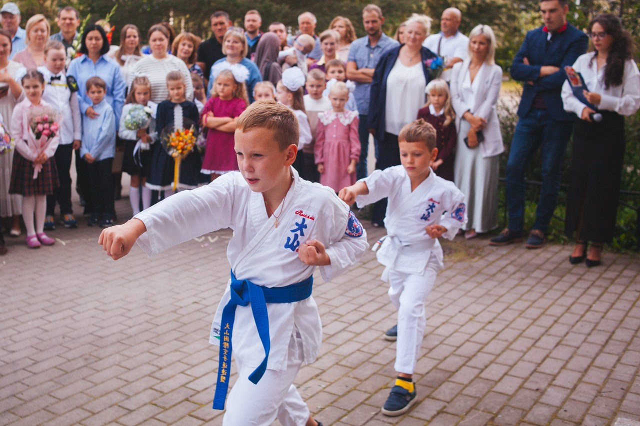1 сентября в «Квадратике». Семейный фотограф во Всеволожске и Санкт-Петербурге Юлия Капустина