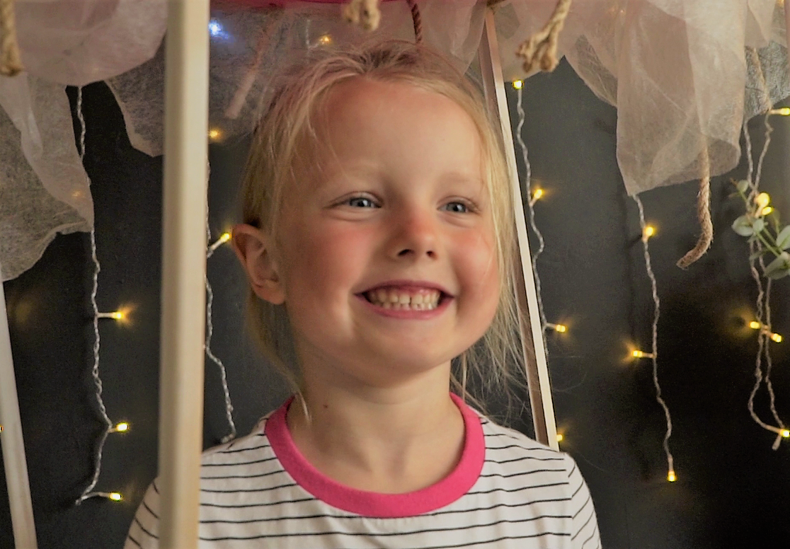 Видеосъемка многодетной семьи в студии. Видеограф Осинина Татьяна — видеосъемка в Москве