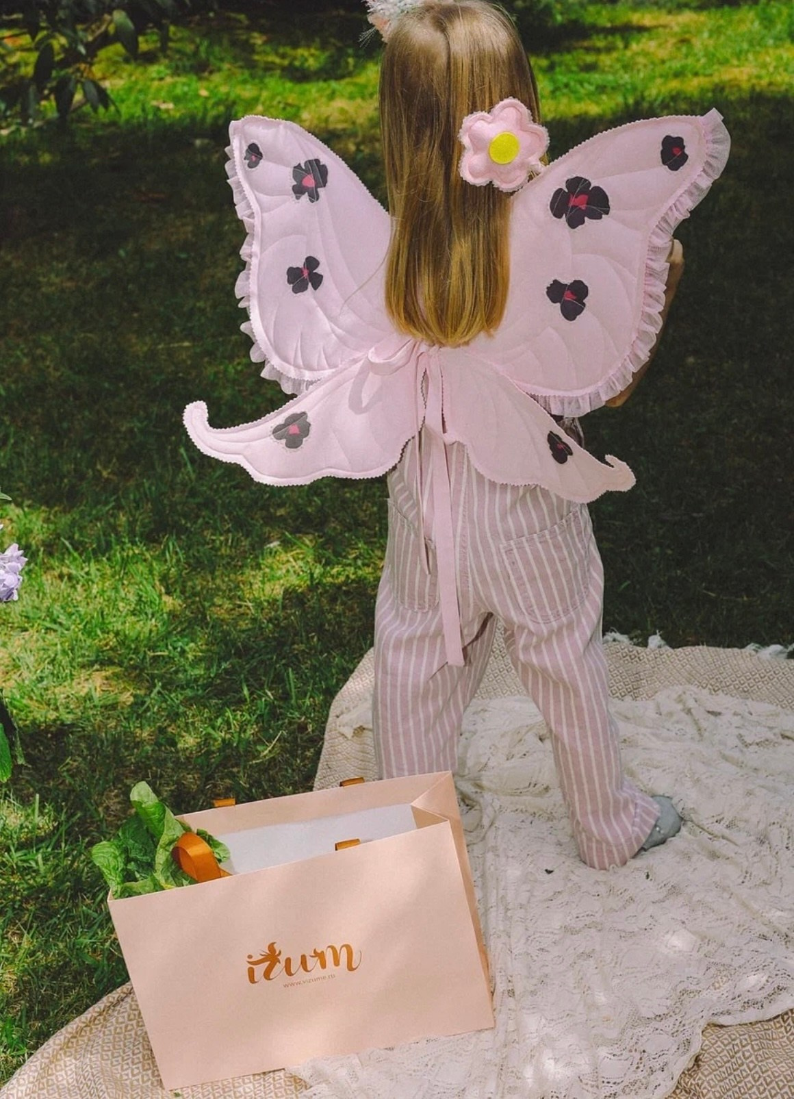 KIDS BRANDS. VISUAL ART | KIDS ONLY Olya Poluna