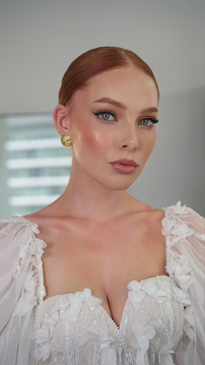 Маргарита, 40-42 р-р, 171 см. KED Production — продакшн из СПб. Создаём фото, видео и контент, который помогает брендам и селлерам продавать больше