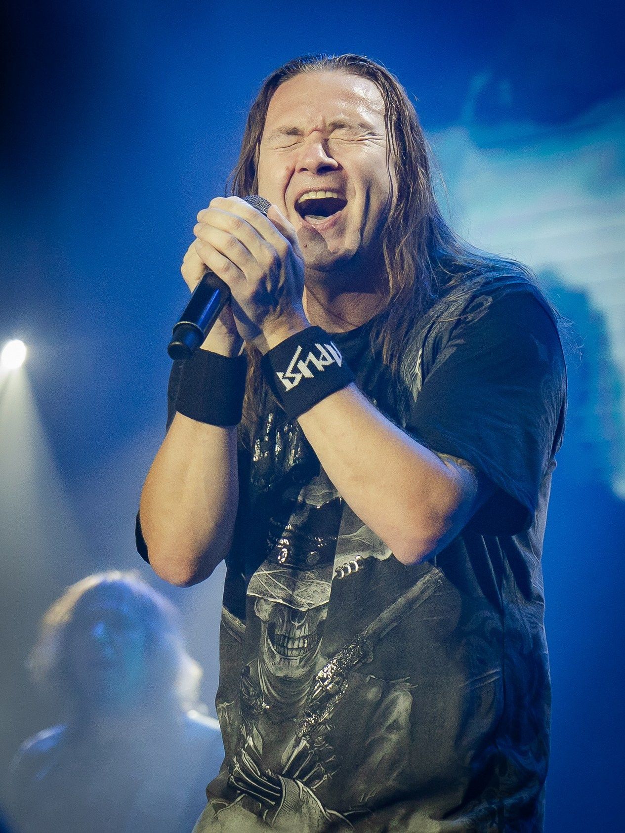 Ария. Фотограф. г. Южно-Сахалинск. Олег Толстов