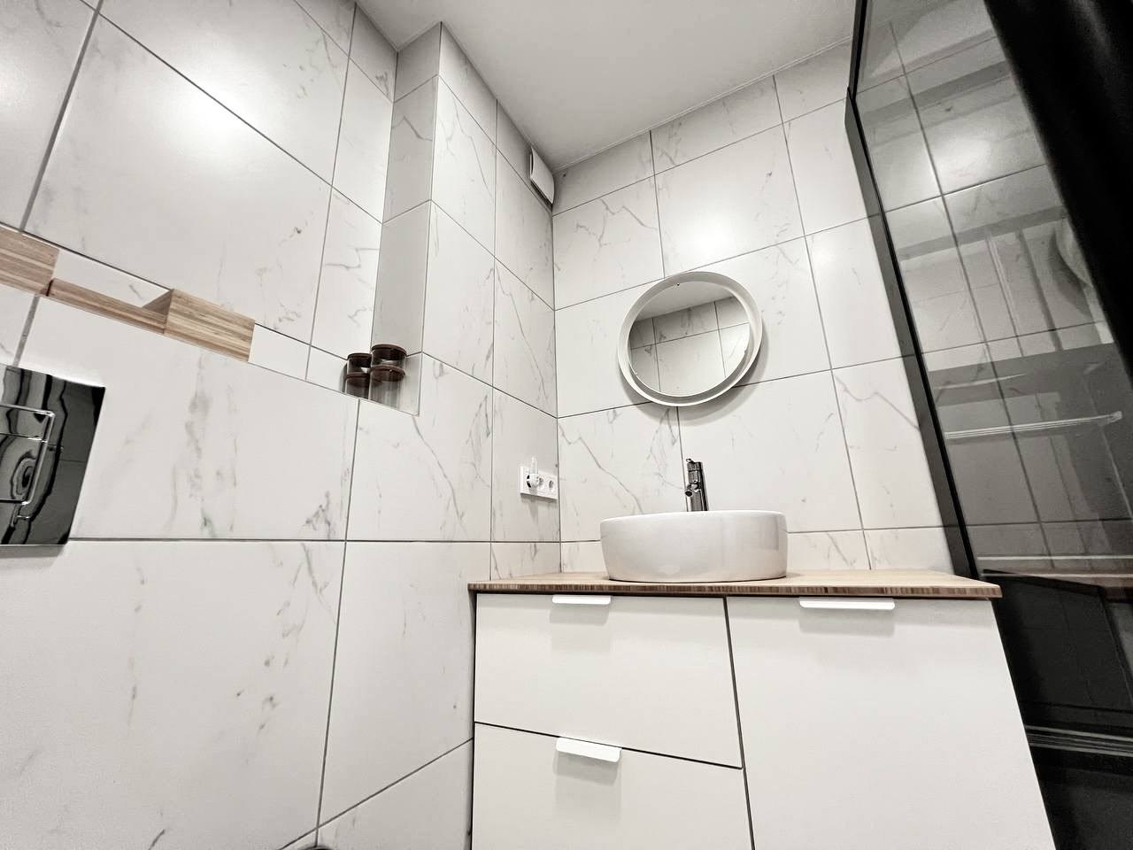 Стильная, двухуровневая квартира в новом, современном жилом комплекce!. Квартиры посуточно, длительно в Сочи, LARA APART GROUP