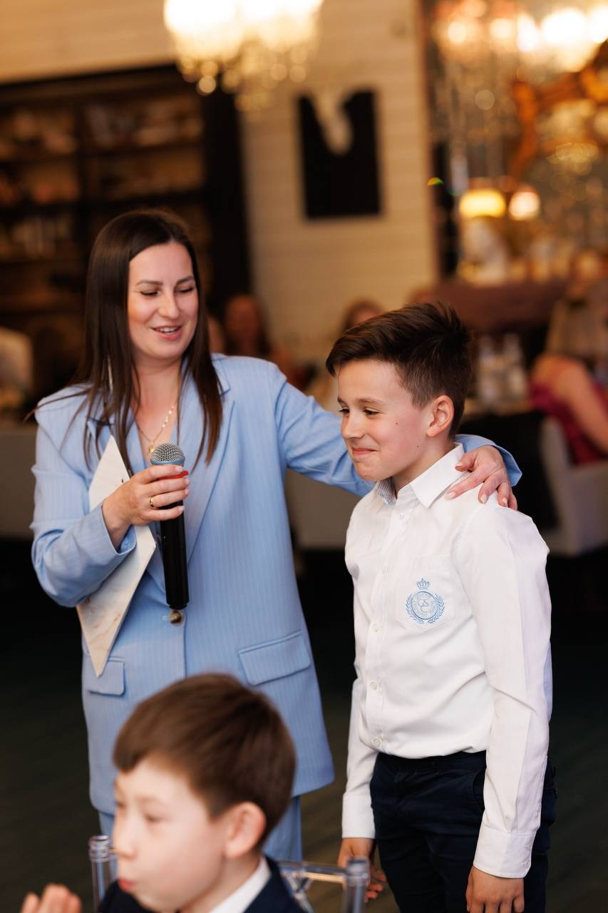 Выпускной 4 класс. Ведущий на свадьбу юбилей корпоратив в Москве и МО Светлана Винокурова