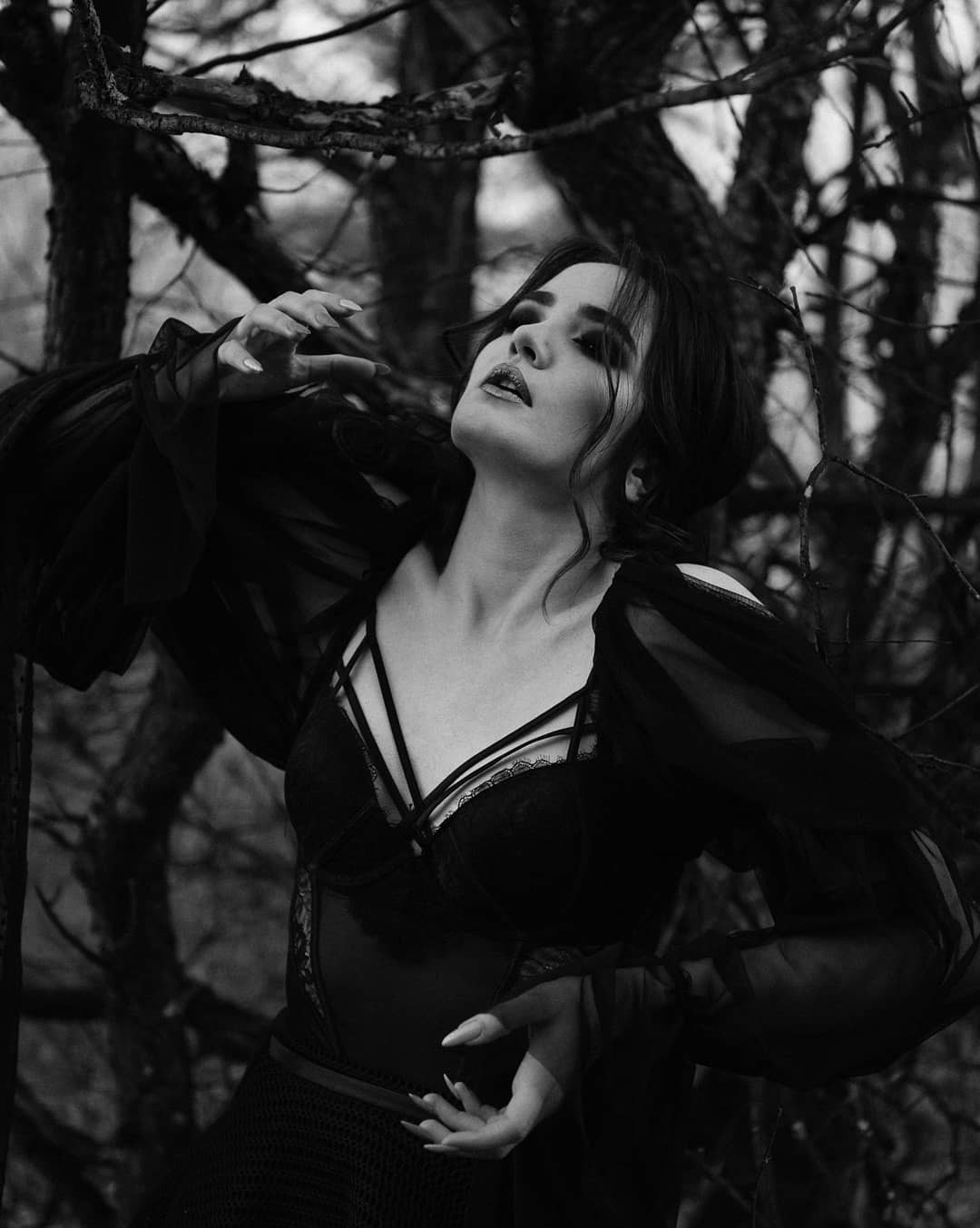 Ведьма. Анна Парсанова.ФОТОГРАФ